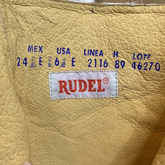 Rudel White Ostrich Skin Pointy Toe Western Ankle Boot size 6 - Picture 14 of 16